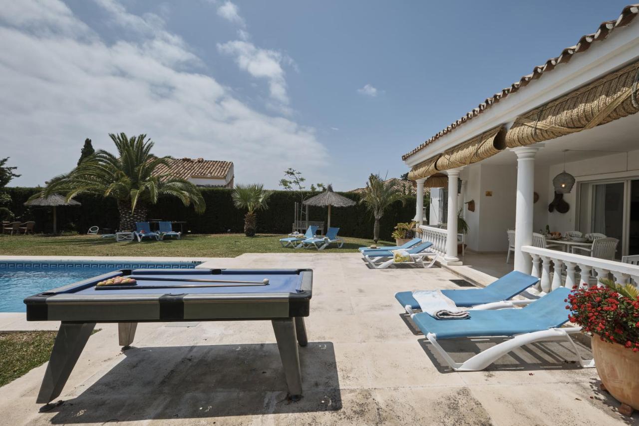 Villa Pinsapo Estepona Exterior photo