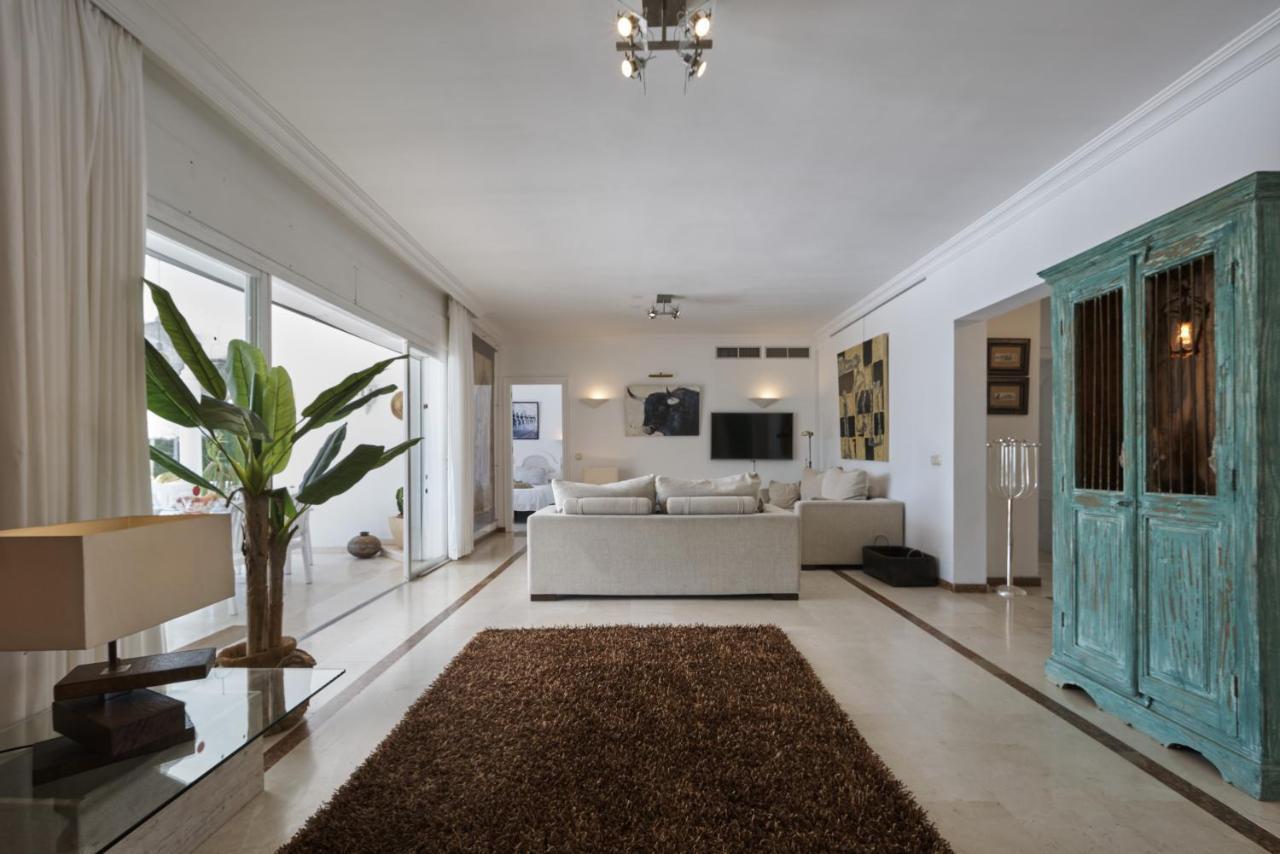 Villa Pinsapo Estepona Exterior photo